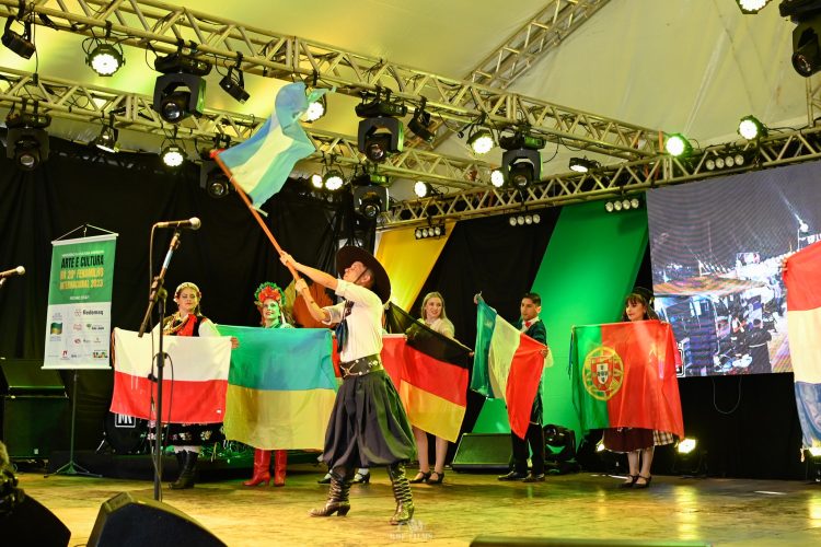 La Fiesta Nacional del Inmigrante dijo presente en la Fenamilho Internacional