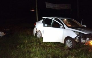 GUARANÍ: Sexagenario despistó con su automóvil en la rotonda del cruce Karaben