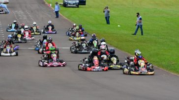 La primera fecha del Campeonato Misionero de Karting brilló con la magnífica cifra de 120 de pilotos