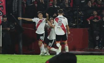 River ganó en la última jugada a Newel´s y es más puntero que nunca