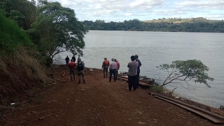 Hallaron el cuerpo sin vida de un hombre en las aguas del Río Uruguay