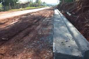 OBERÁ: Obras de cordón cuneta y empedrado avanzan en la ciudad