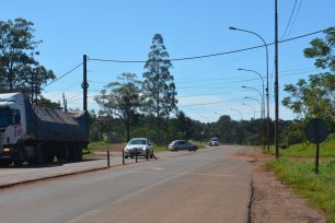 Sustrajeron postes viales sobre Ruta Nacional N° 14