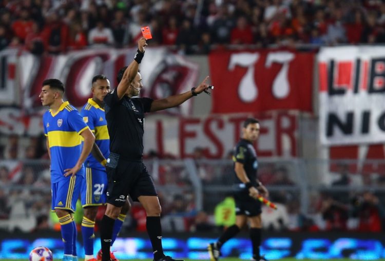 Darío Herrera el arbitro del superclásico, fue suspendido no y dirigirá en la fecha 16 de la Liga Profesional
