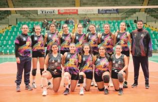 El equipo de vóley Las Brujas de Misiones participaron del torneo internacional TeamUp cup en Paraguay