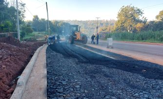 OBERÁ: Avanzan con el nuevo acceso a la Av. Yerbal Viejo, se recomienda a los conductores circular con precaución
