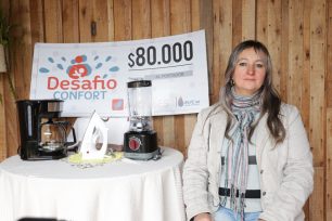 La ganadora del premio Confort usará el dinero del Desafío para terminar su casa