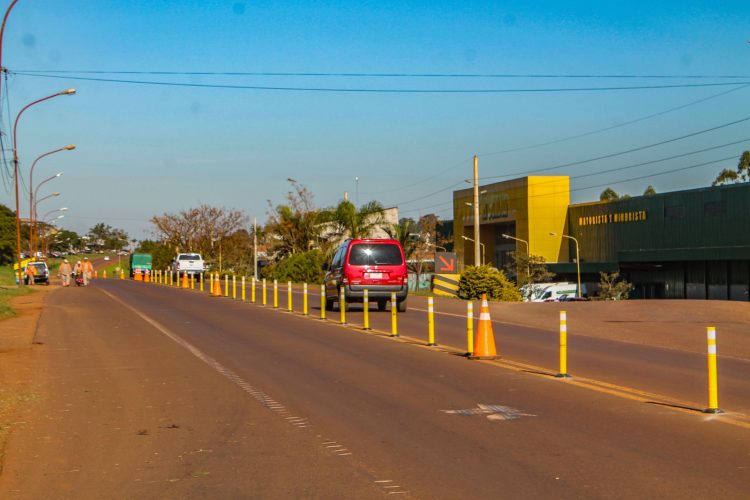 OBERÁ: Instalaron nuevos delineadores viales verticales en RN 14