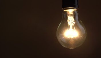 Volvió a restablecerse el servicio de energía eléctrica en la zona Centro e investigan posible atentado