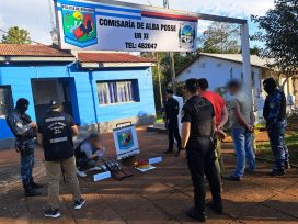 Cayeron con un arsenal dos hermanos denunciados por amenazar a un vecino