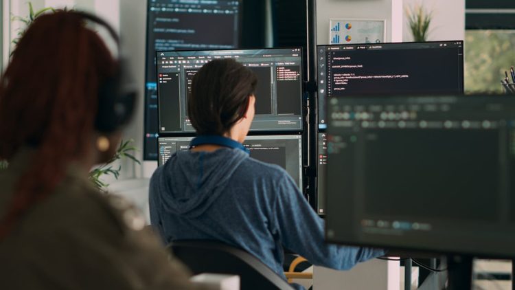 Día de la Ingeniería en Argentina, impulsando la innovación y protección digital