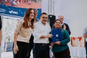 «Estas obras son un ejemplo de justicia social e igualdad de oportunidades», dijo el Gobernado Herrera Ahuad