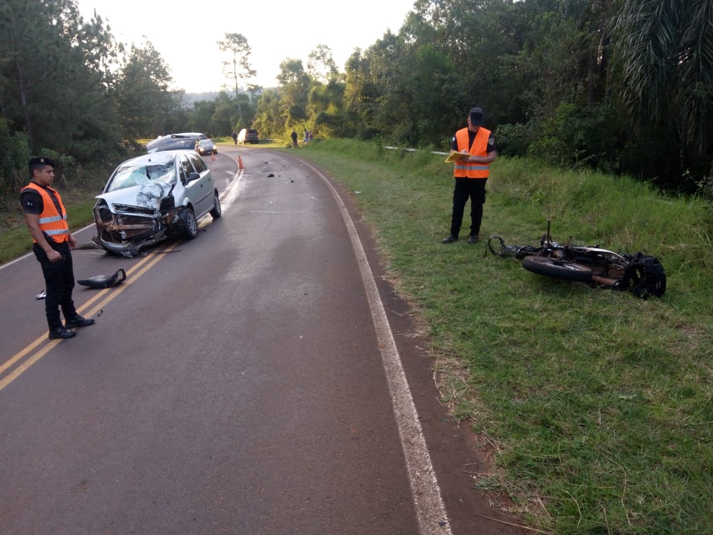 Un hombre falleció tras en un grave accidente vial, el motociclista choco de frente contra un automóvil en la ruta 103