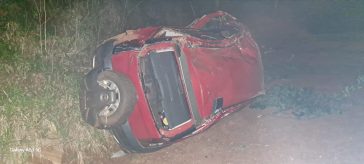 OBERÁ: Secuestro a su ex y la golpeo salvajemente mientas conducía su auto que termino despistando y fue detenido