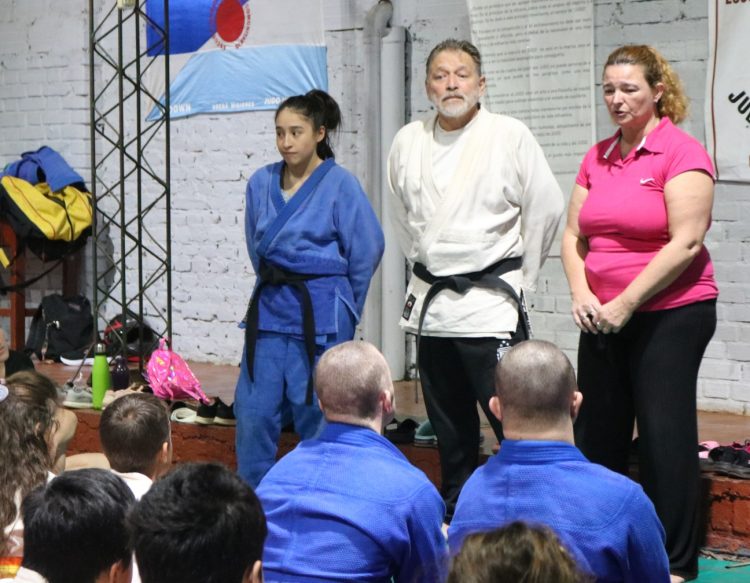 Los judocas obereños recibieron a la Directora Técnica de la Selección Argentina de Judo en la entrega de cinturones