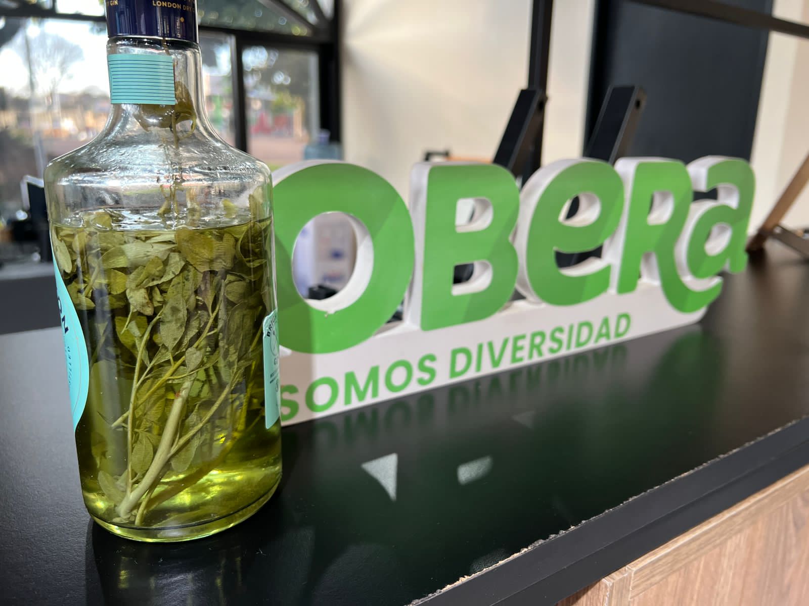 Para espantar los males, caña con ruda el 1° de agosto en la Dirección de Turismo