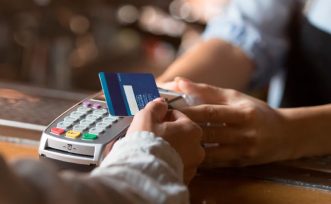 Aumentó el reintegro por compras con tarjeta de débito