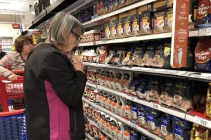 El Gobierno oficializó una lista de productos no afectadas por la suba del dólar