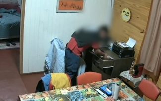 Entró a robar en una casa y se llevo 100mil pesos, pero estaba siendo filmado y terminó preso