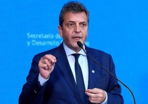 Gobierno anunció medidas para aumentar las reservas y la recaudación del pago al FMI