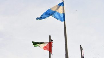 Aprobaron el uso ceremonial de la Bandera de Oberá en los establecimientos educativos locales