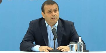 El gobernador Oscar Herrera Ahuad, destacó el acuerdo alcanzado con el gremio y empresarios para resolver el paro de transporte