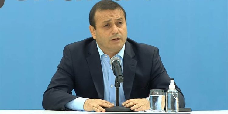 El gobernador Oscar Herrera Ahuad, destacó el acuerdo alcanzado con el gremio y empresarios para resolver el paro de transporte