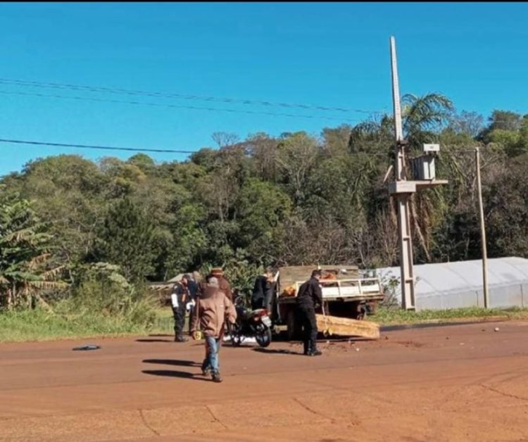 Motociclista falleció tras colisionar con una camioneta en Oberá