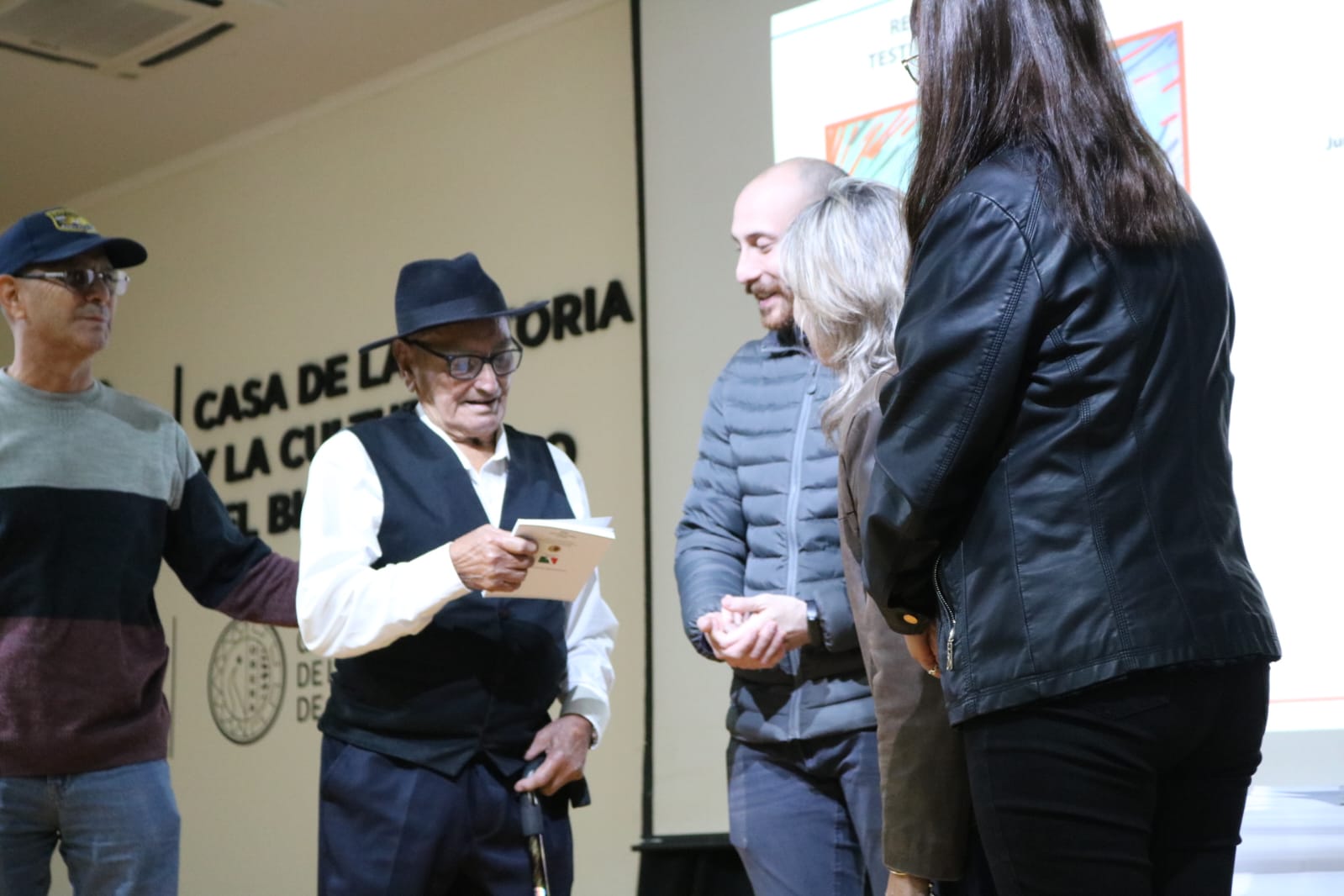 Presentación del libro “Relatos Históricos, testimonios de mi ciudad y de mi familia”