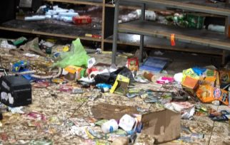 Massa anunció compensaciones económicas para los comerciantes afectados en los saqueos