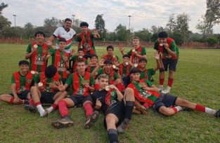 El club de futbol AEMO clasificó para los Juegos Nacionales Evita