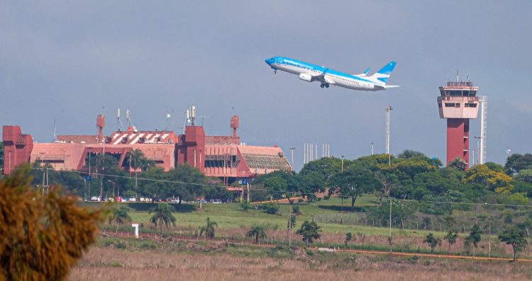 Posadas: La Provincia se hará cargo de remodelar el aeropuerto
