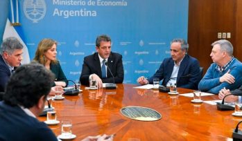 No habrá más incrementos de combustibles, se congelaron los precios hasta el 31 de octubre