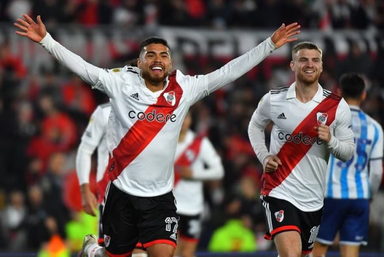 El “Millonario” derrotó 2-1 al conjunto de Porto Alegre, en el estadio Monumental