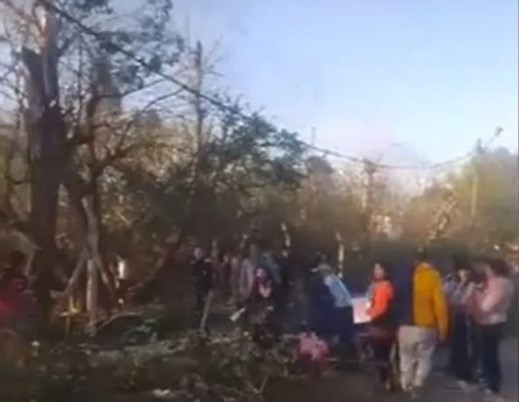 Una joven de 14 años que salía del colegio fue violada, su agresor creyó que estaba muerta cuando la dejó abandonada