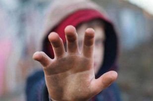 El horror que vivían tres hermanitos Obereños, víctimas de abusos de su padrastro