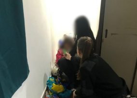 Joven familia permanece bajo resguardo de la Comisaría de la Mujer de Campo Viera