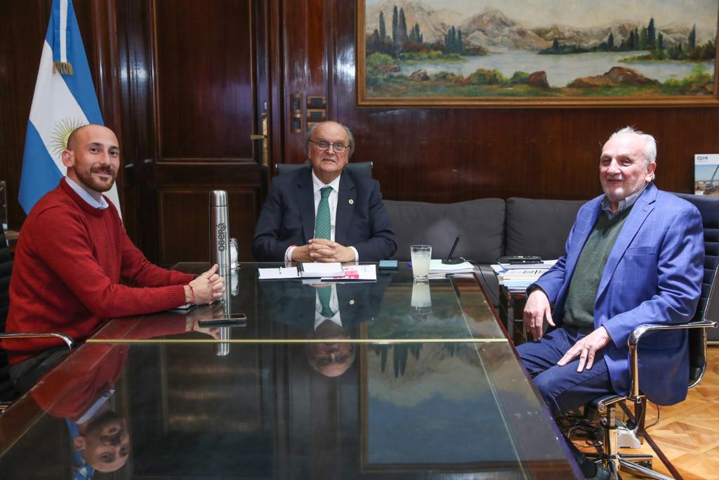 Hassan gestionó fondos ante Nación para más obras en el Parque Industrial  