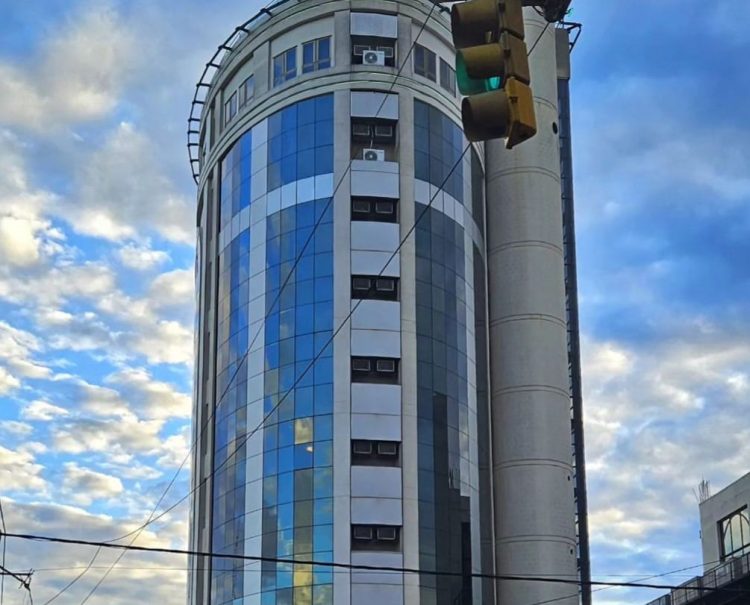 Oberá: Una pareja oriunda de Buenos Aires  se alojó en un hotel  y la mujer falleció mientras dormía