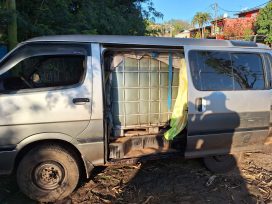 Vehículo con patente paraguaya trasladaba 900 litros de combustible en forma irregular.