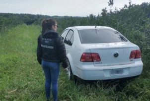 Pidieron probar un auto para comprarlo y no volvieron más, la policía pudo recuperar el vehículo