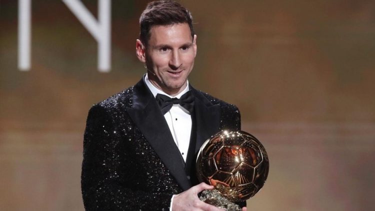 Messi, Lautaro, Julián y el «Dibu», entre los 30 nominados al Balón de Oro