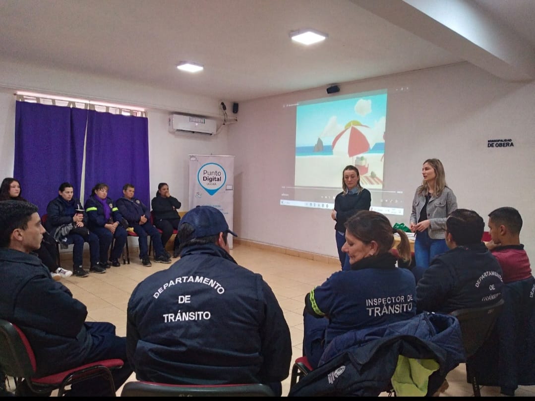 Capacitación a agentes de Tránsito