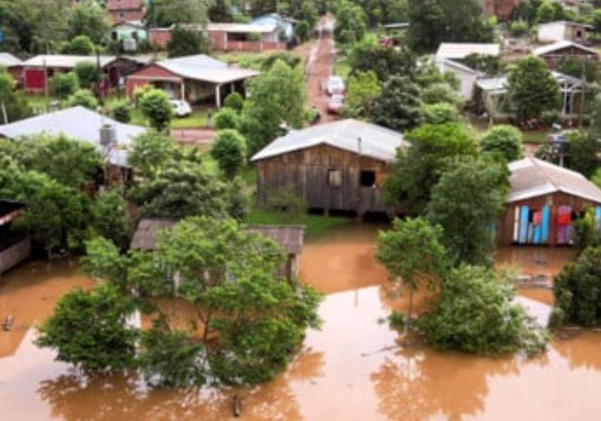 Más de 100 familias evacuadas por las tormentas en El Soberbio