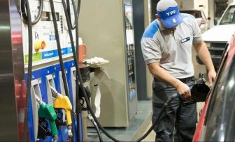 Aumentos de combustibles en estaciones YPF de varias localidades