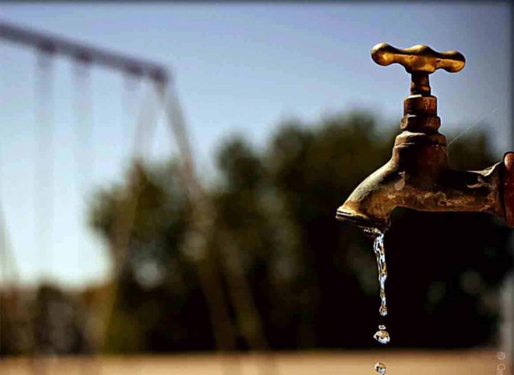 Campo Ramón: Vecinos están sin agua hace seis días por la falla de una bomba