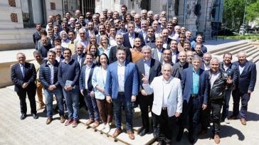 Massa y Kicillof pidieron a los intendentes redoblar esfuerzos para ganar el balotaje