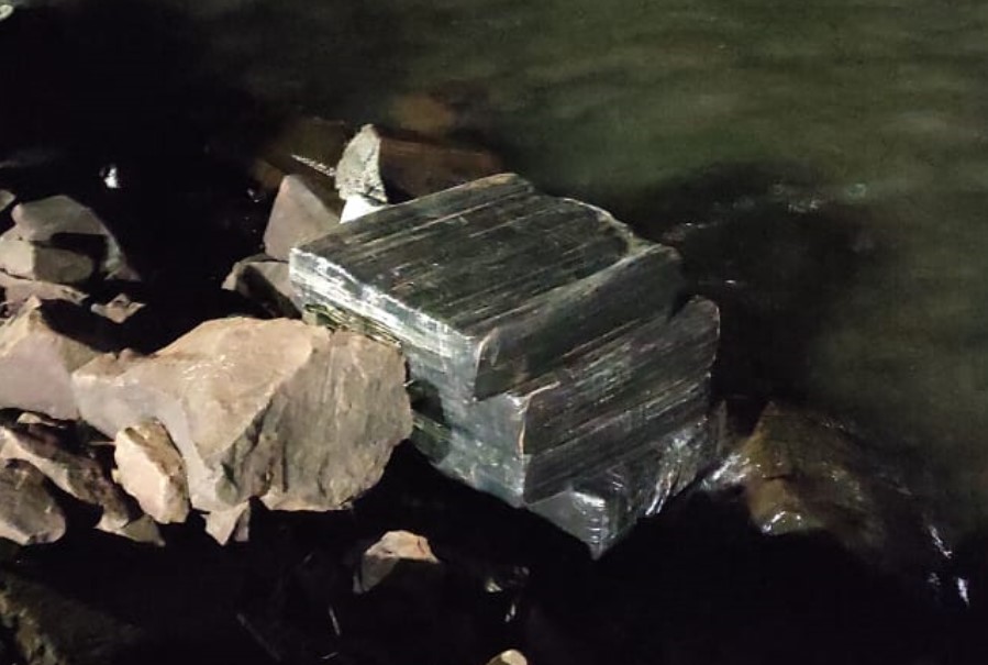 Gendarmería Nacional secuestró 99 kilos de marihuana en la costanera de Posadas