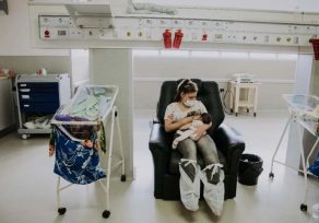 Fundación Pequeños Gigantes entregó insumos para el sector de Neonatología del Hospital Samic de Oberá