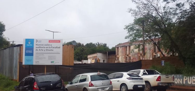 ATENCIÓN: Se encuentra clausurada para peatones la calle Carhue de Oberá